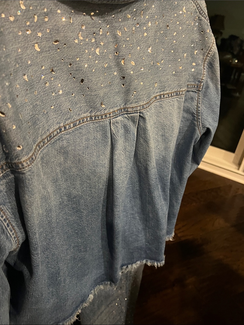 Johnny Was Light Blue Straight-Leg Jeans Set with Crystal Embellishment - Picture 13 of 13